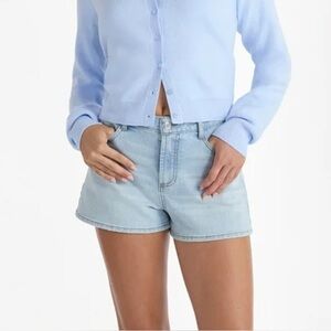 NEW no boundaries high rise waist mom denim shorts Light Blue Denim Women's 18